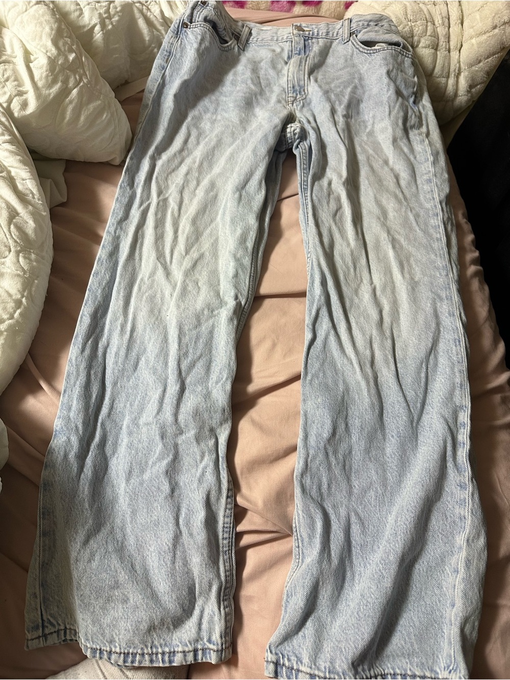 Aeropostale High-Rise Light Wash baggy-Leg Jeans